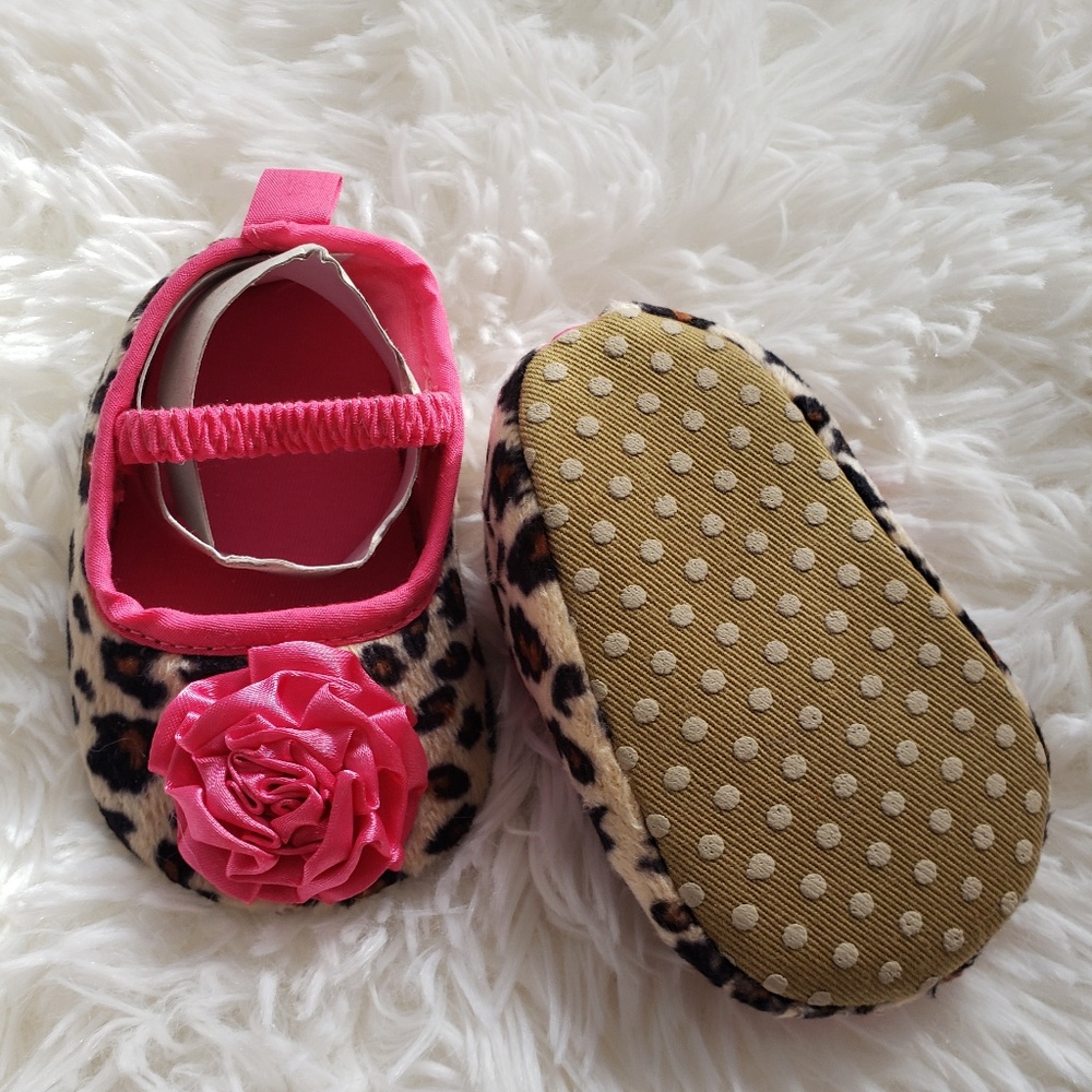Leopard print baby shoes 6-9m